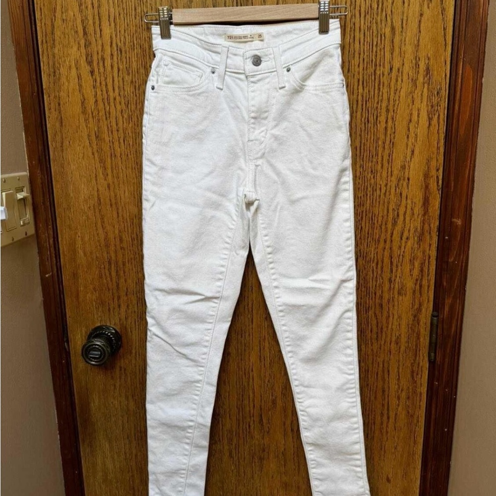 Levi's White Skinny Jeans High-Waisted Denim